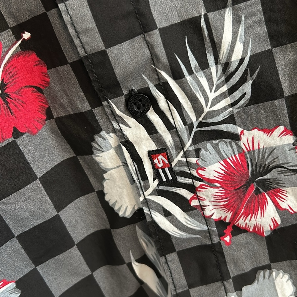 Men’s Tropical Button Down - image 6